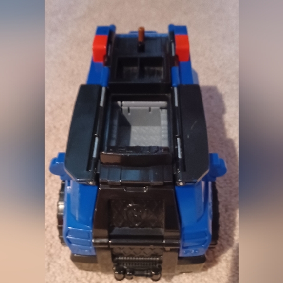 Paw Patrol Chase pop-out vehicle playset - Picture 2 of 5